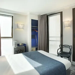 Eiffel Capitol Hotel Paris