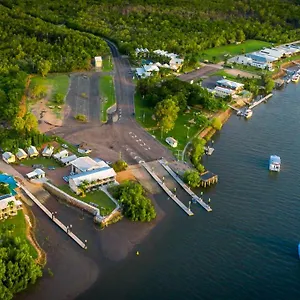 Hinchinbrook Marine Cove 3* Lucinda