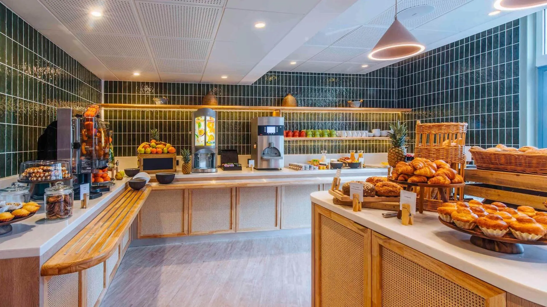 Ibis Styles Antibes Hotel 3*,